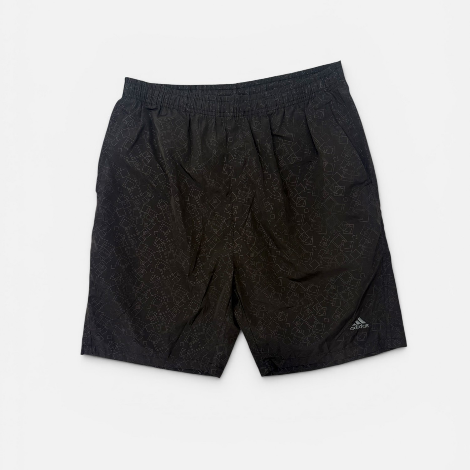 Adidas Μαύρη Αθλητική Βερμούδα με Geometric Print